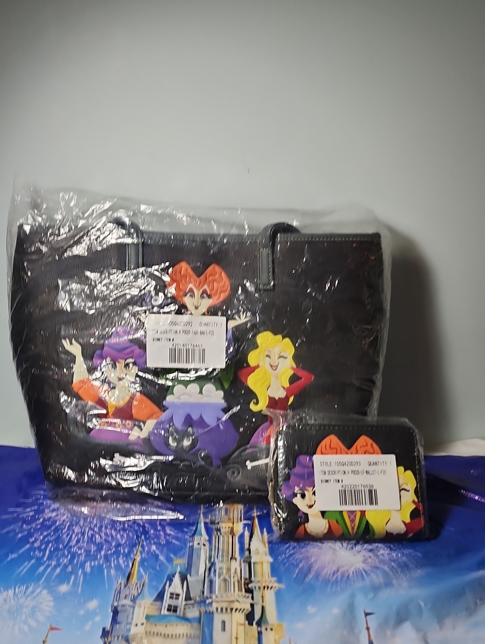 NWT Disney Loungefly Hocus Pocus Tote Bag 2020 Sanderson & Wallet!